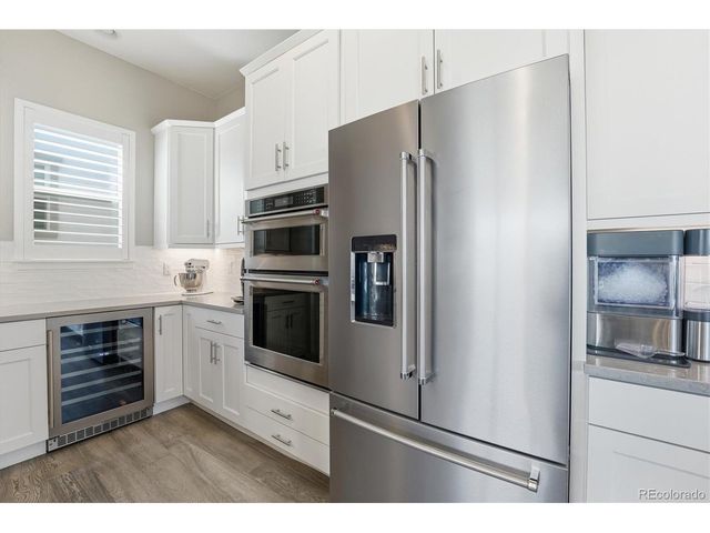 489 Meadowleaf Ln, Highlands Ranch, CO 80126