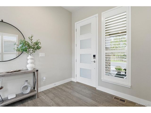 489 Meadowleaf Ln, Highlands Ranch, CO 80126