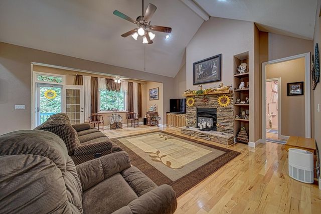 1514 Smithfield Lane, Young Harris, GA 30582
