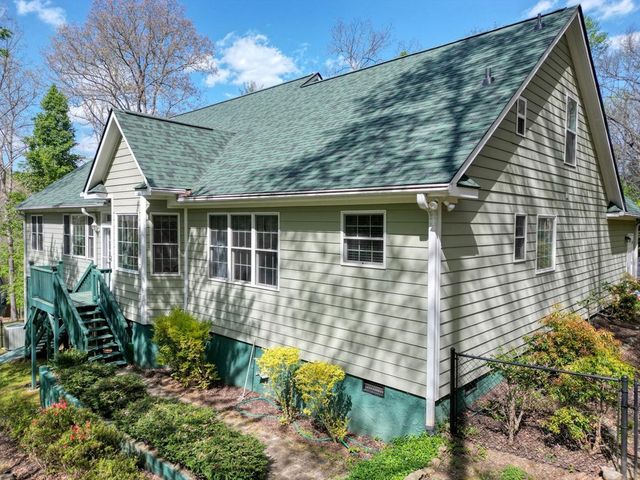 1514 Smithfield Lane, Young Harris, GA 30582