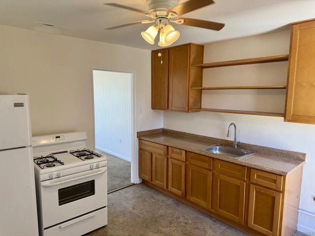 3521 Clairemont Mesa Blvd, San Diego, CA 92117