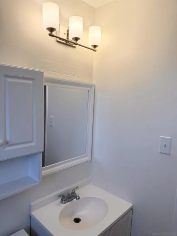 3521 Clairemont Mesa Blvd, San Diego, CA 92117