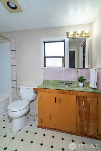 1203 N Okanogan Street, Ellensburg, WA 98926