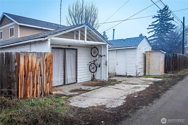 1203 N Okanogan Street, Ellensburg, WA 98926