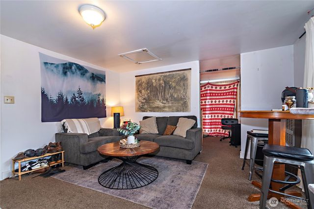 1203 N Okanogan Street, Ellensburg, WA 98926