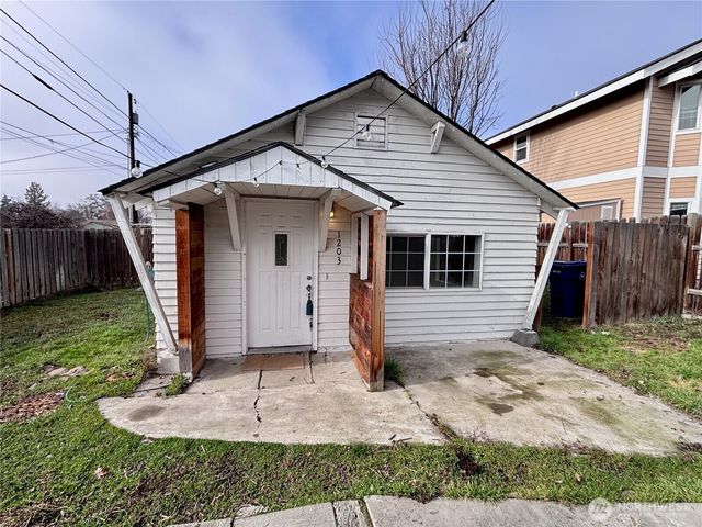1203 N Okanogan Street, Ellensburg, WA 98926