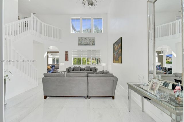 1367 Camellia Cir, Weston, FL 33326