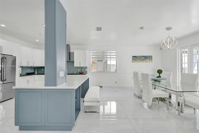 1367 Camellia Cir, Weston, FL 33326