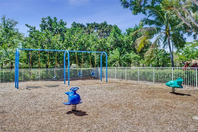 1367 Camellia Cir, Weston, FL 33326