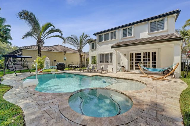 1367 Camellia Cir, Weston, FL 33326