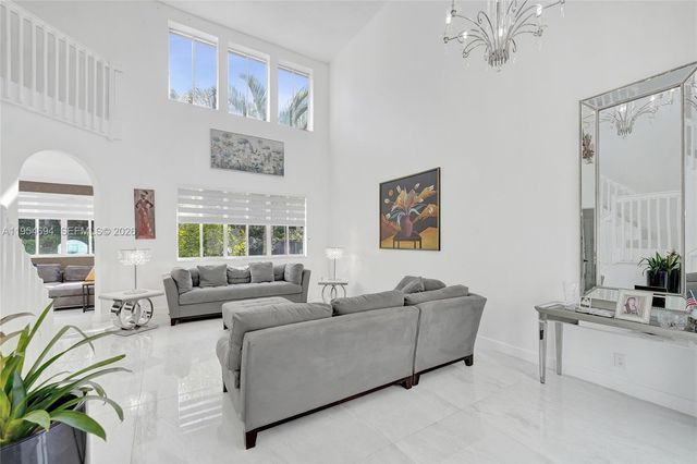 1367 Camellia Cir, Weston, FL 33326