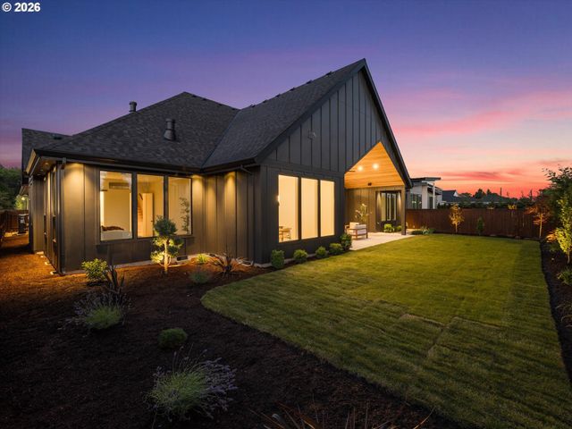 8706 Ne 182nd Pl, Vancouver, WA 98682