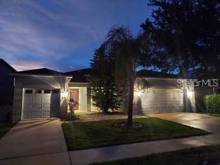 20012 OAKFLOWER AVENUE, Tampa, FL 33647