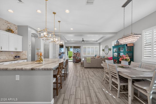 2935 S JEFFRY Street, Gilbert, AZ 85295