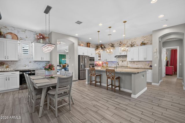 2935 S JEFFRY Street, Gilbert, AZ 85295