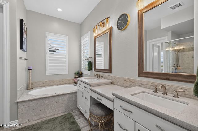 2935 S JEFFRY Street, Gilbert, AZ 85295