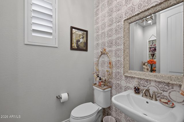 2935 S JEFFRY Street, Gilbert, AZ 85295