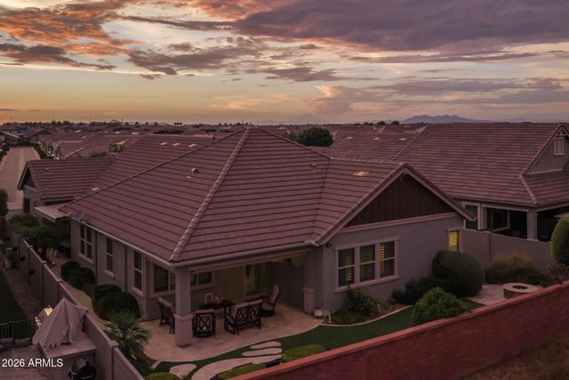 2935 S JEFFRY Street, Gilbert, AZ 85295