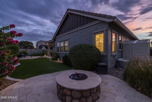 2935 S JEFFRY Street, Gilbert, AZ 85295