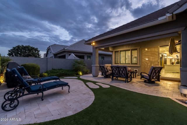 2935 S JEFFRY Street, Gilbert, AZ 85295