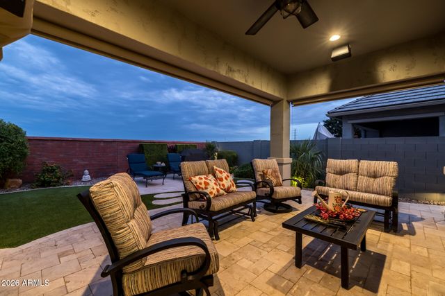 2935 S JEFFRY Street, Gilbert, AZ 85295