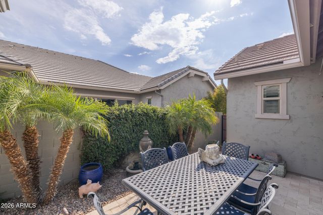 2935 S JEFFRY Street, Gilbert, AZ 85295