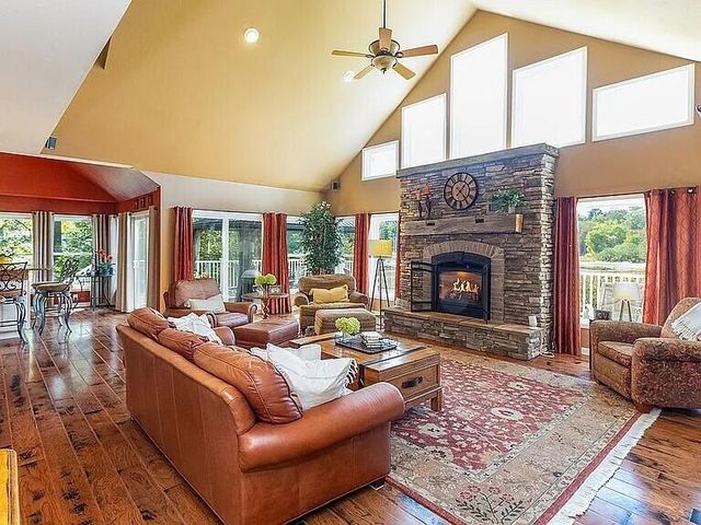 3518 E Long Lake Road, Harrison, MI 48625