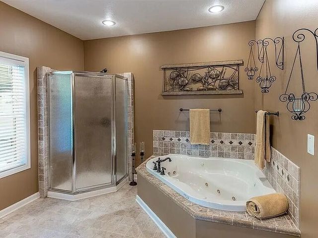 3518 E Long Lake Road, Harrison, MI 48625