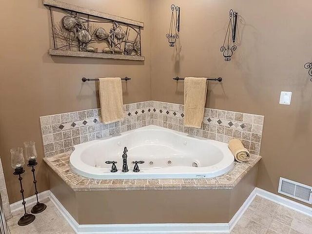 3518 E Long Lake Road, Harrison, MI 48625