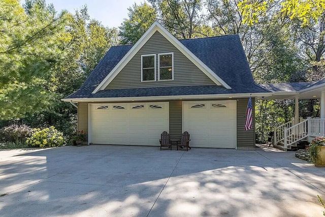 3518 E Long Lake Road, Harrison, MI 48625