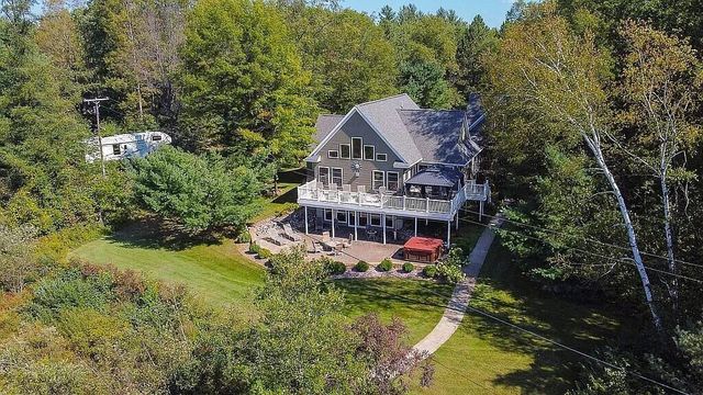 3518 E Long Lake Road, Harrison, MI 48625