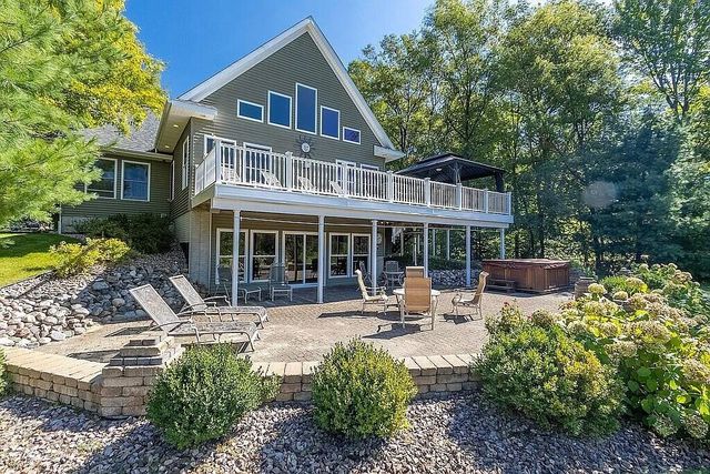 3518 E Long Lake Road, Harrison, MI 48625