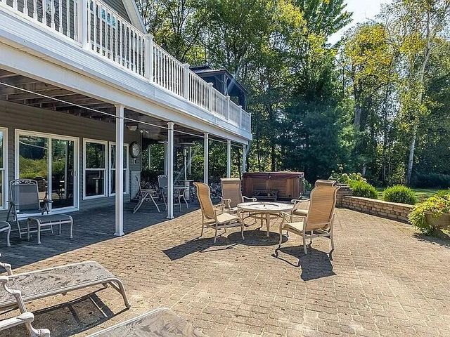 3518 E Long Lake Road, Harrison, MI 48625