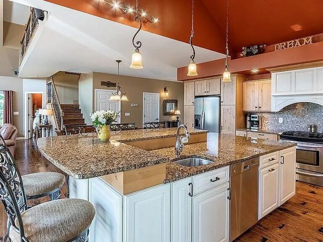 3518 E Long Lake Road, Harrison, MI 48625