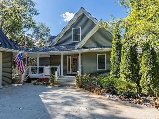 3518 E Long Lake Road, Harrison, MI 48625