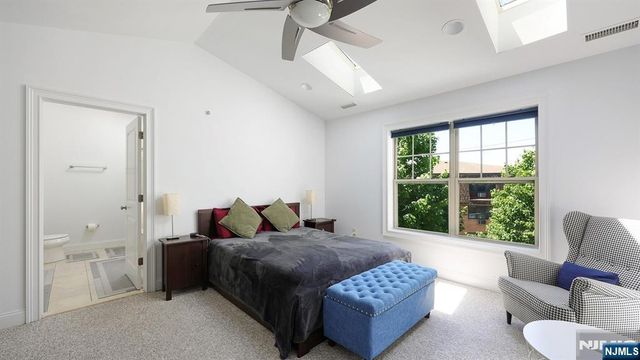 1625 Paterson Plank Road 10, Secaucus, NJ 07094