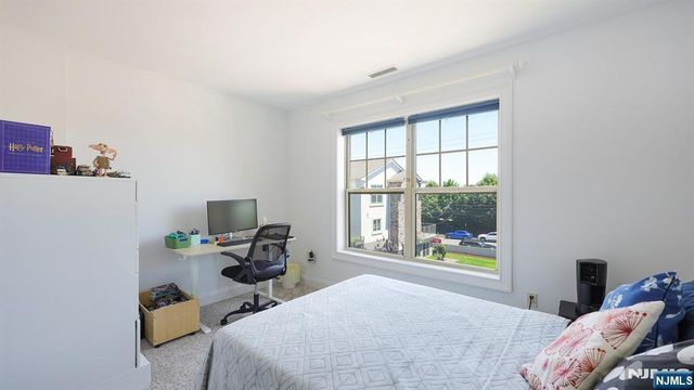 1625 Paterson Plank Road 10, Secaucus, NJ 07094