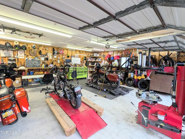 3645 Dc Caney Ridge Road, Clintwood, VA 24228