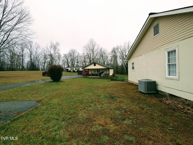 3645 Dc Caney Ridge Road, Clintwood, VA 24228