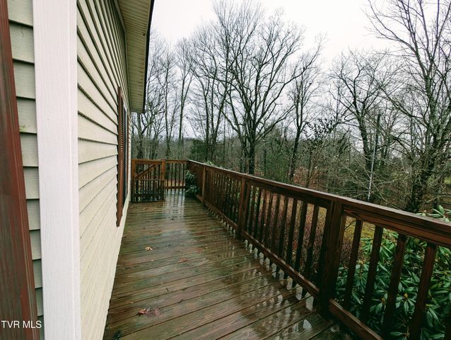 3645 Dc Caney Ridge Road, Clintwood, VA 24228
