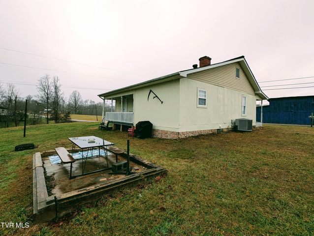 3645 Dc Caney Ridge Road, Clintwood, VA 24228