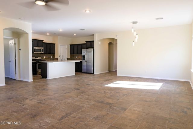 7441 RED CEDAR Drive, El Paso, TX 79911