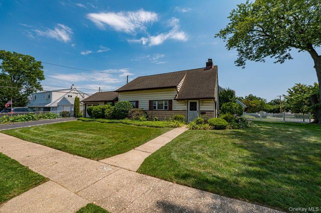 2052 Wilson Lane, East Meadow, NY 11554
