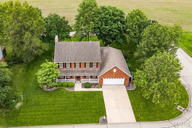 320 Summers Trace, Belleville, IL 62220