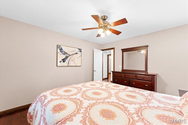 320 Summers Trace, Belleville, IL 62220