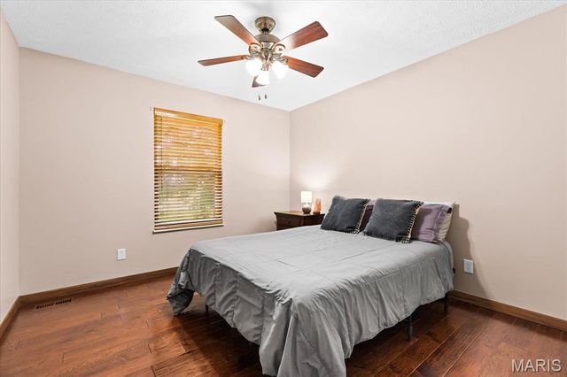 320 Summers Trace, Belleville, IL 62220
