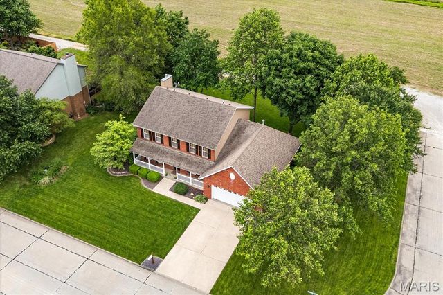 320 Summers Trace, Belleville, IL 62220