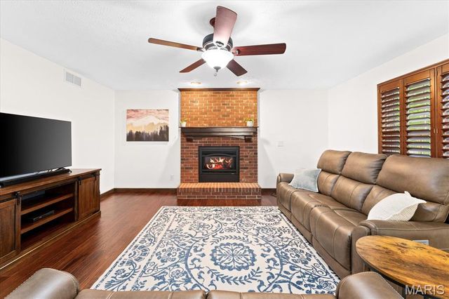 320 Summers Trace, Belleville, IL 62220