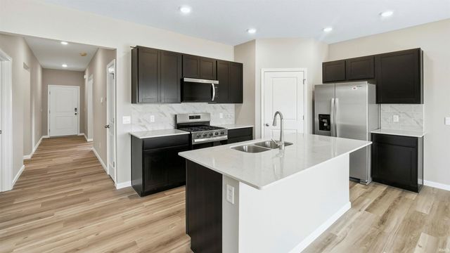 410 Piper Court, Ossian, IN 46777