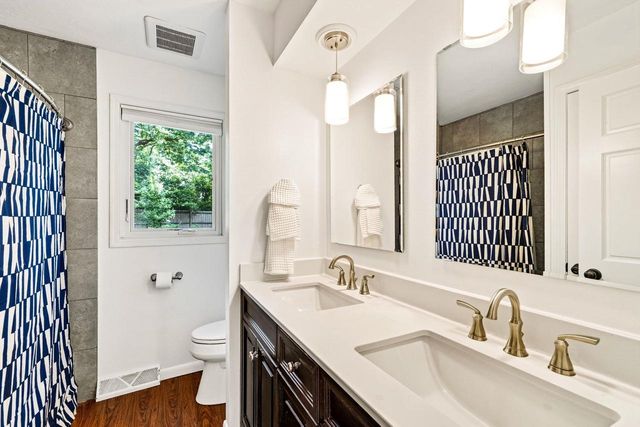 1619 Elderwood Circle, Middleton, WI 53562